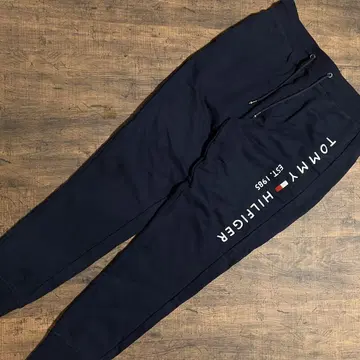 가격 인하 중 레어 상품 TOMMY HILFIGER 베이직 스웨트 팬츠