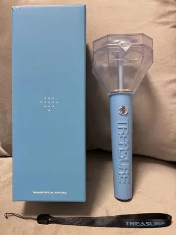 TREASURE OFFICIAL LIGHT STICK