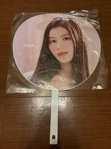 TWICE SANA 부채 READY TO BE