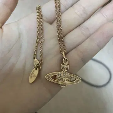 비비안 핑크 목걸이