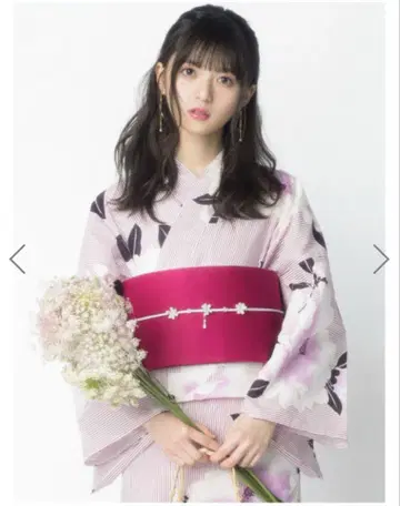 GRL 사이토 아스카 씨 착용 꽃무늬 유카타