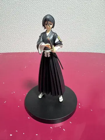BLEACH 루키아 피규어