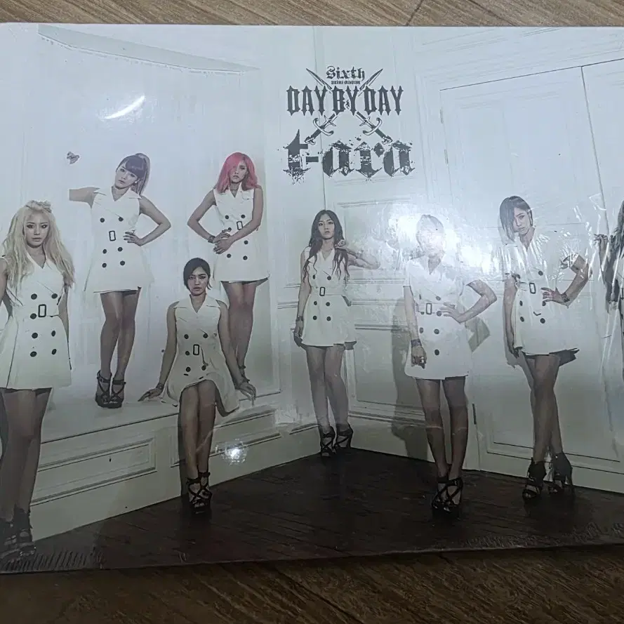 T-ara Mini Album Vol. 6 DAY BY DAY (Sealed) #티아라,#미니6집