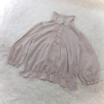 윌 셀렉션 블라우스 (S) 프릴 페플럼 핑크 베이지 하프 버튼