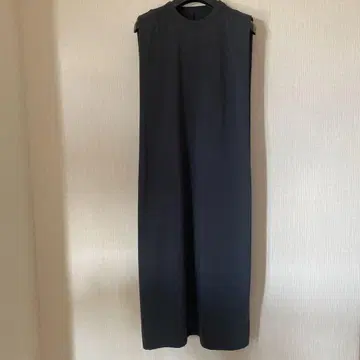 FORME 그레이 UV 컷 슬리브리스 롱 원피스