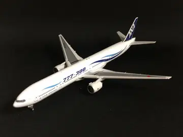 ANA 777-300 JA752A