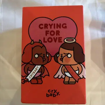 팝 마트 크라이베이비 사랑에 울부짖다