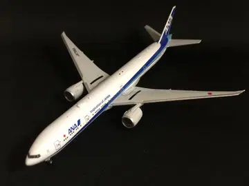 ANA 777-300ER JA795A