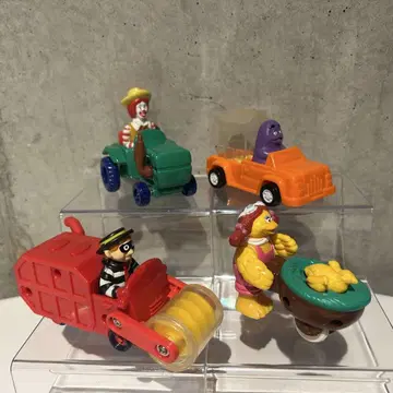 맥도날드 McDonald's 빌리지 하우스