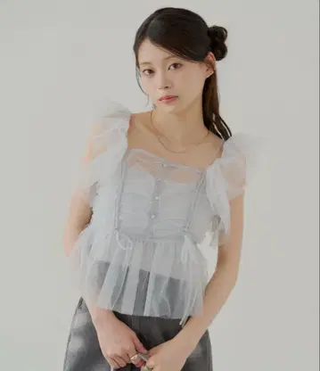 Chico 치코 프릴 디자인 튤 블라우스 시어 상의 완판템