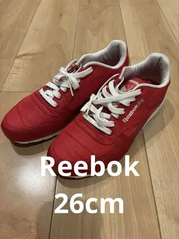 Reebok 레드 스니커즈 26cm