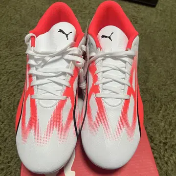 Puma 축구화 27cm 화이트/핑크