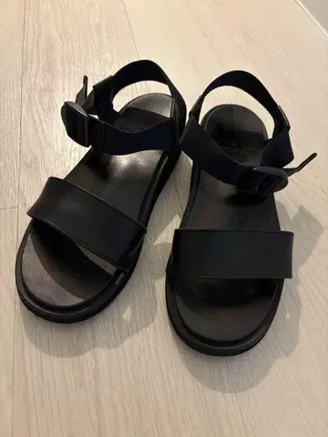 footworks 샌들 23.5