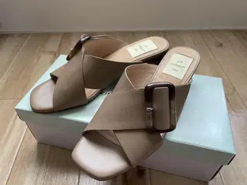 enchanted 엔찬티드 샌들 가죽 베이지 23.5cm