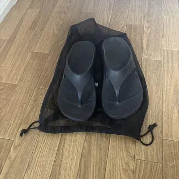 키우 리커버리 샌들 ML 사이즈 25-26cm 블랙