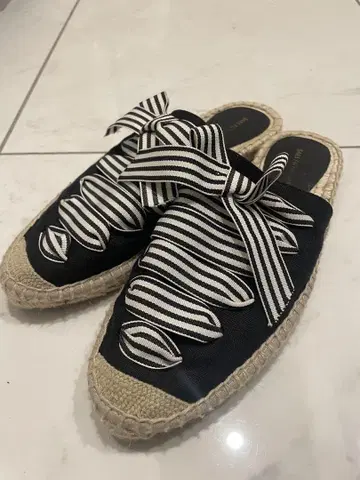 SAKS FIFTH AVENUE 리본 포함 에스파드리유