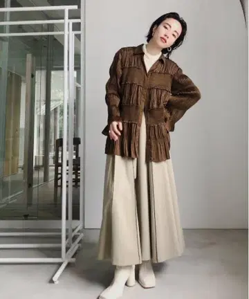 SHIRRING PLEATS BLOUSE / Ameri