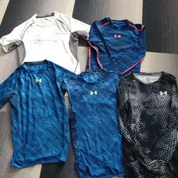 Under Armour 티셔츠와 레깅스 세트