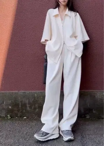 [ CLANE/클라네 ] RIB STRIPE TUCK PANTS