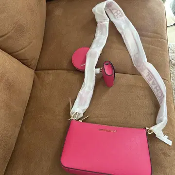 새상품 MICHAEL KORS 핑크 숄더백
