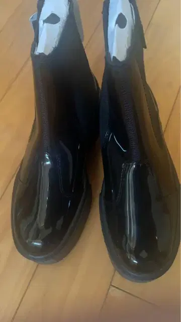 [미사용 새상품] [무료배송] PUMA 블랙 숏부츠