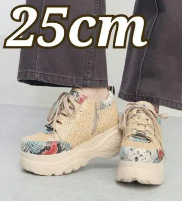 배송비 포함 25cm YOSUKE 통굽 스니커즈 베이지 콤비 뱀 패턴
