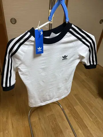 아디다스 티셔츠