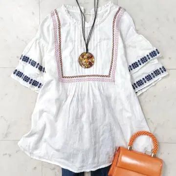 새상품급 쉽스 SHIPS 자수 블라우스 프릴 칼라 자수