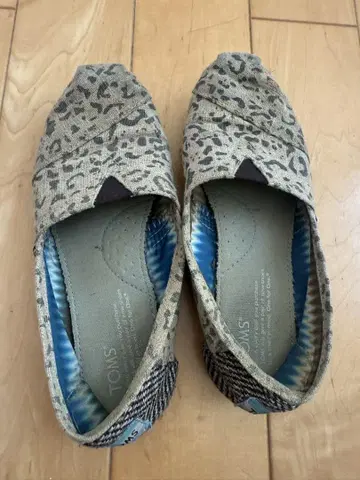TOMS 레오파드 무늬 표범 무늬 애니멀 W6