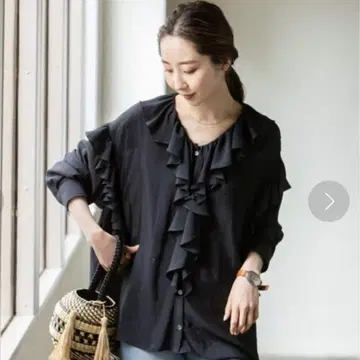 NOBLE 시어 조젯 러플 블라우스