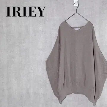 아이리 IRIEY V넥 돌먼 니트 얇은 소재 코튼 100% 베이지