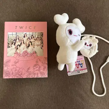 TWICE 트레이딩 카드 케이스, 러블리