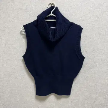 자라 네이비 슬리브리스 스웨터 M