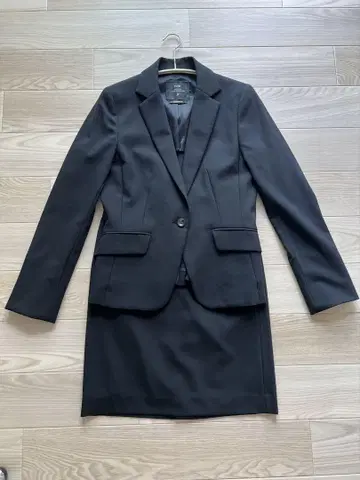 INED 블랙 수트 일본제