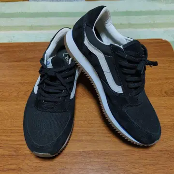 VANS 반스 블랙/화이트 스니커즈 26.5cm
