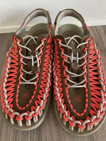 컨디션 최상 KEEN 샌들 오렌지/브라운 27.5cm