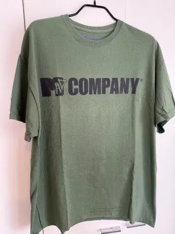 MAD COMPANY 올리브 그린 티셔츠 M