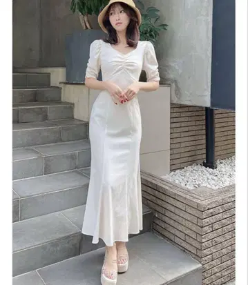 백 오픈 머메이드 원피스