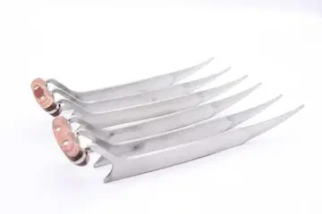 WV1 새상품 택 포함 고품질 울버린 스테인리스 클로 좌우 페어