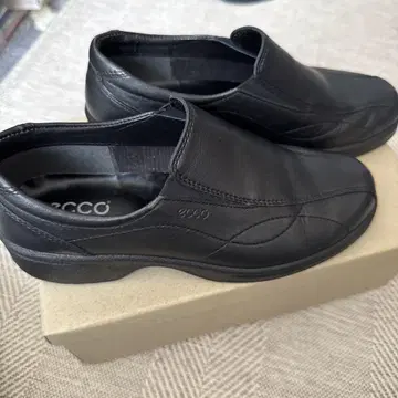 ECCO 블랙 로퍼 워킹화 미사용 새상품