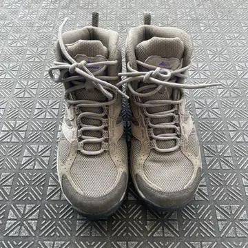 montrail