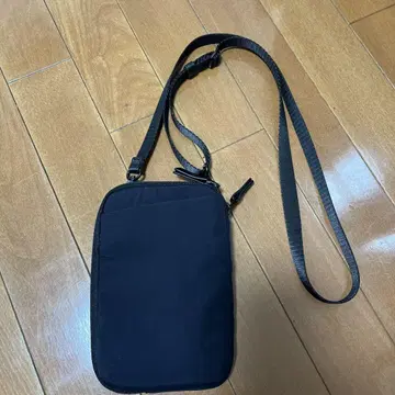 나일론 스마트폰 숄더백 블랙
