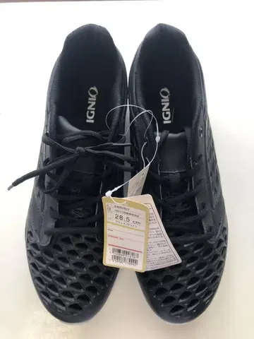 IGNIO 블랙 스니커즈 28.5cm