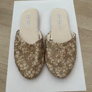 비즈 자수 슬리퍼