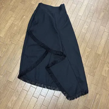 프린지 블랙 롱 스커트