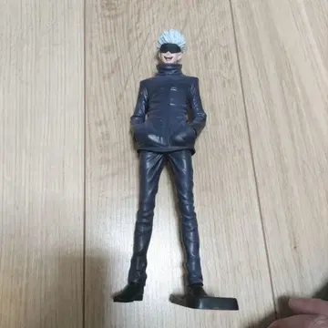 주술회전 고죠 사토루 피규어
