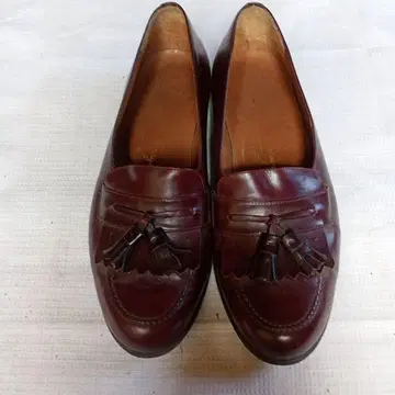Ferragamo 버건디 로퍼