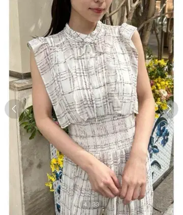 snidel sustainable 프릴 원피스