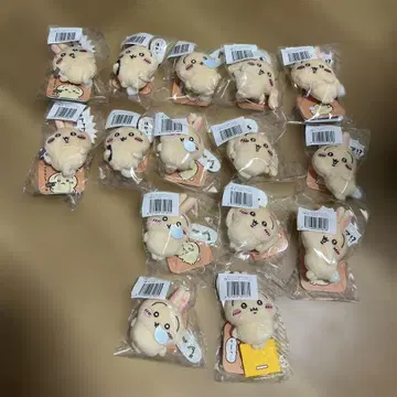 치이카와 토끼 투성이 복권 E상 인형 배지