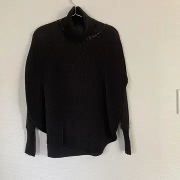 SPECCIO PLEATS 플리츠 블라우스